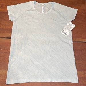 Lululemon Swiftly Tech Short Sleeve 2.0